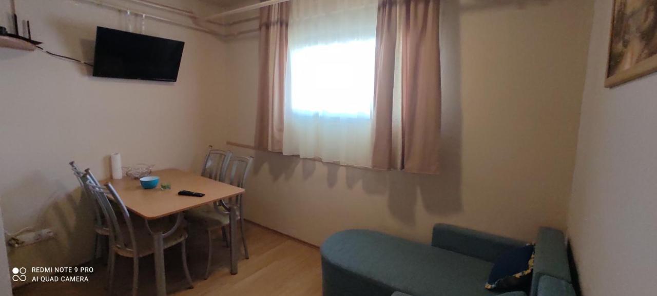 Centrum Apartmanok Siófok Esterno foto