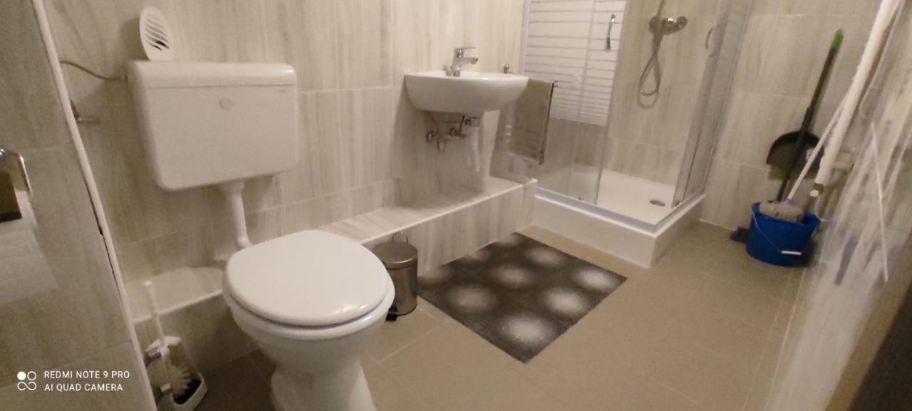 Centrum Apartmanok Siófok Esterno foto