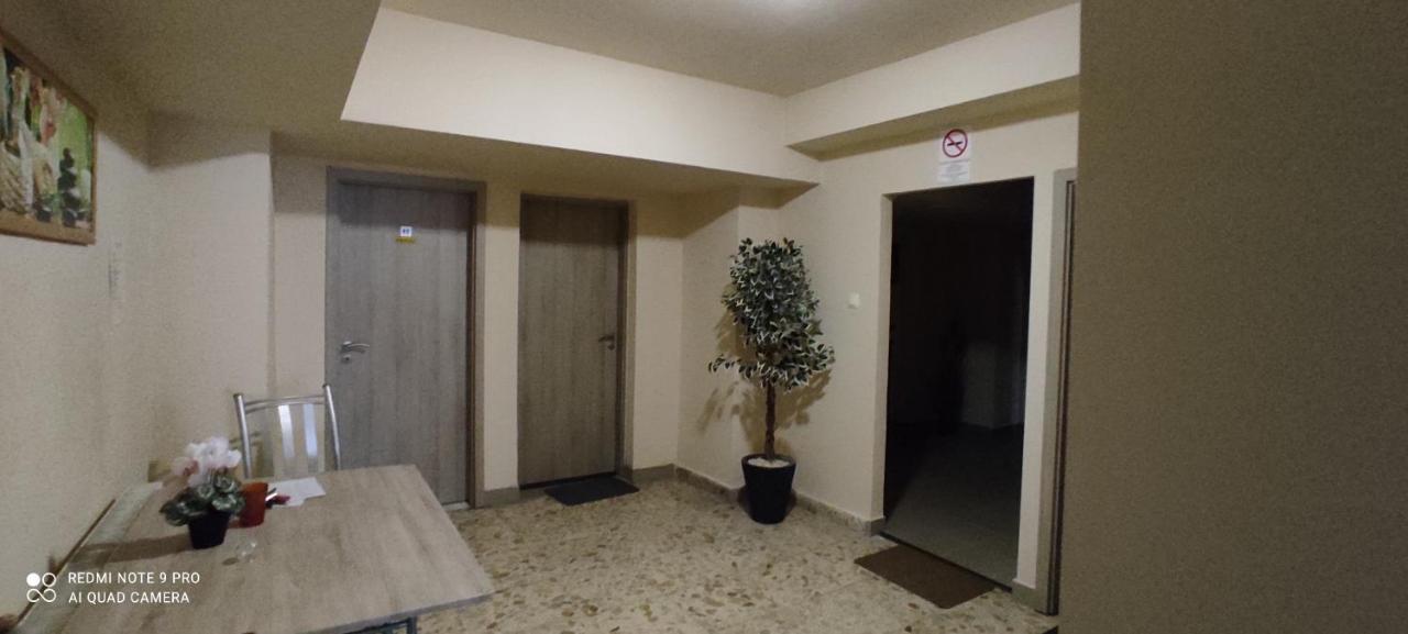 Centrum Apartmanok Siófok Esterno foto